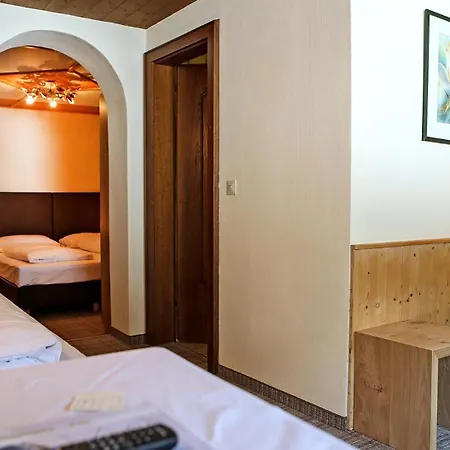 Madseiterhof 3*