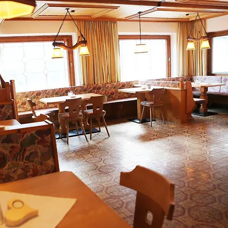 Madseiterhof Тукс